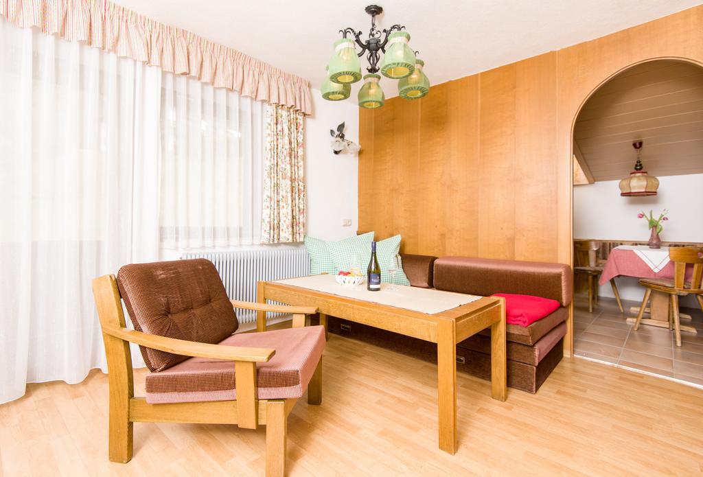 Gaestehaus Helga Scharnitz Δωμάτιο φωτογραφία
